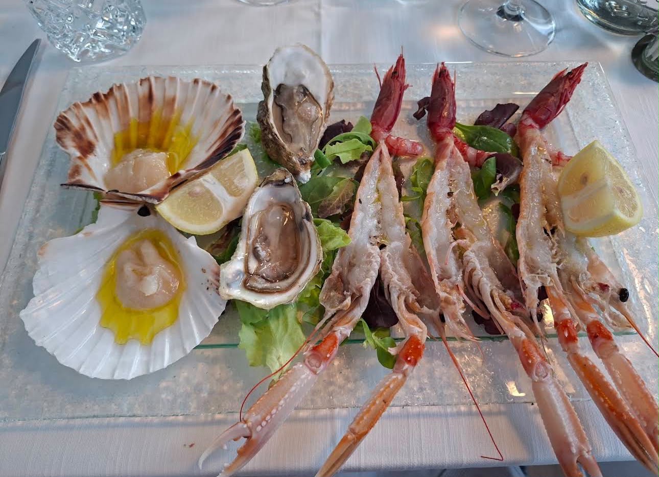 Selezione di crudi di mare